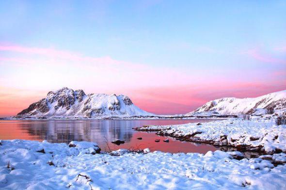 381175_2866698751645_1385091845_3086957_657587378_n Norway in Red, White and Blue (photo: Jack Lihaug)