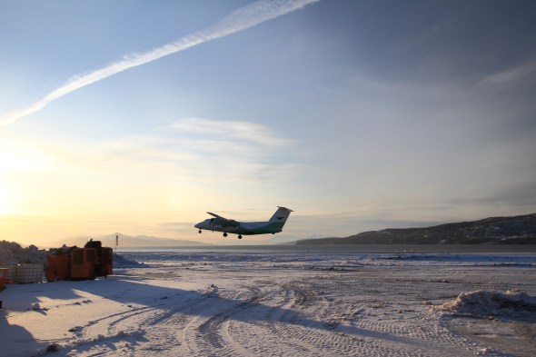 Widerøe takes off into the sunset bound for Bordø (Bodoe)