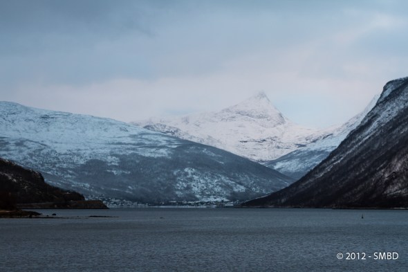 Beisfjord and the mountain Beisfjordtøtta farthest away in between the snow showers